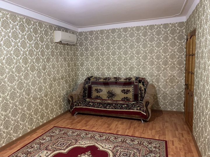 2-к. квартира, 65 м², 4/6 эт.