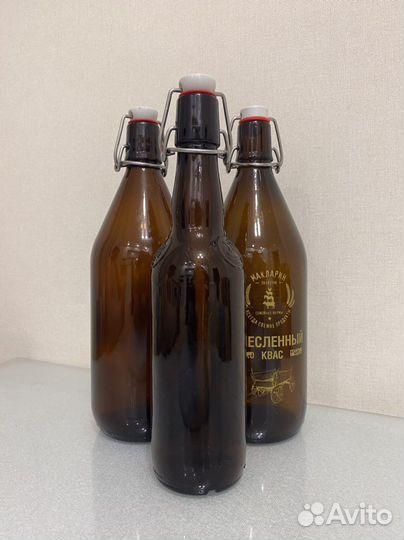 Бутылки с бугельной пробкой