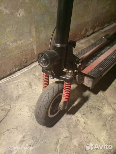 Электросамокат kugoо м2 бу