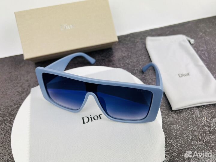 Солнцезащитные очки