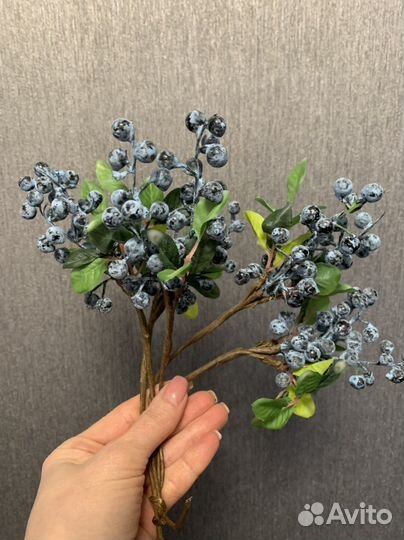 Веточка черники искусственная 5 шт