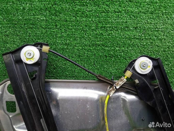 Стеклоподъемник электрический передний правый Mer