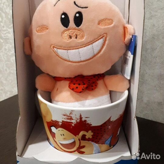 Кружка с игрушкой