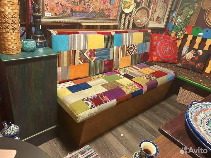 Диван двухместный в восточном стиле