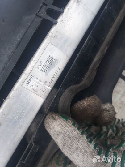 Радиатор масляный (двс,кпп,гур) Mercedes-Benz W220