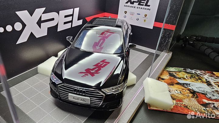 Audi A6 1/18 металл