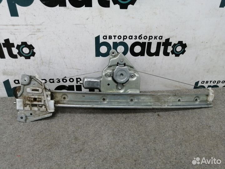 Стеклоподъемник задний правый 83501-65J00 Suzuki