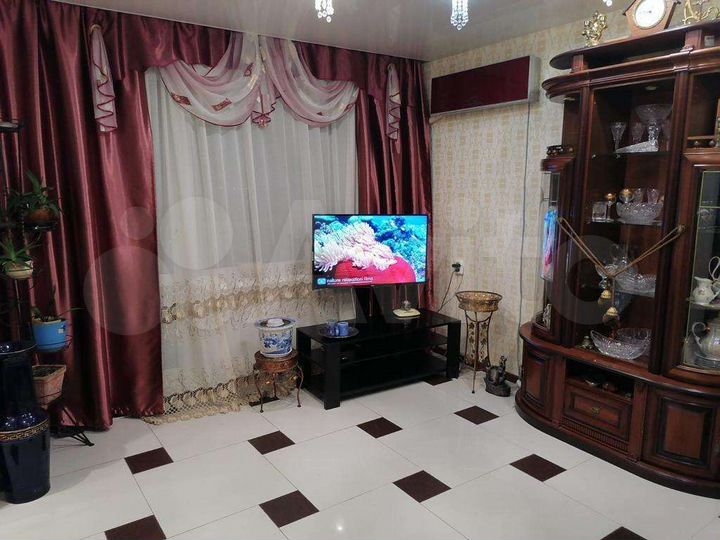 2-к. квартира, 46 м², 3/6 эт.