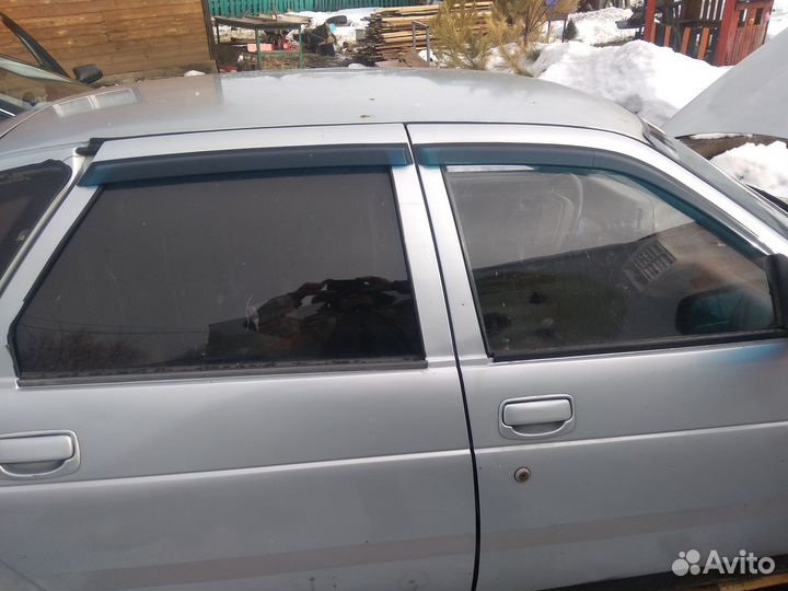 ВАЗ 2112 1.6 МТ, 2002, битый, 150 000 км