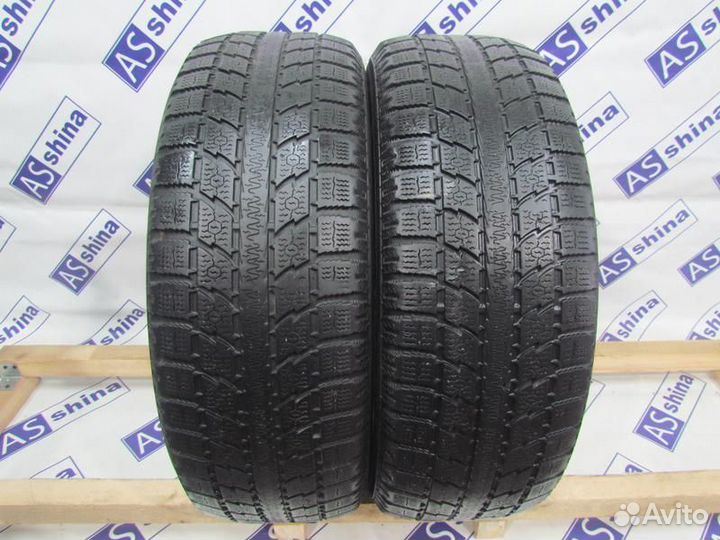 Toyo Observe GSi-5 225/55 R19 92N