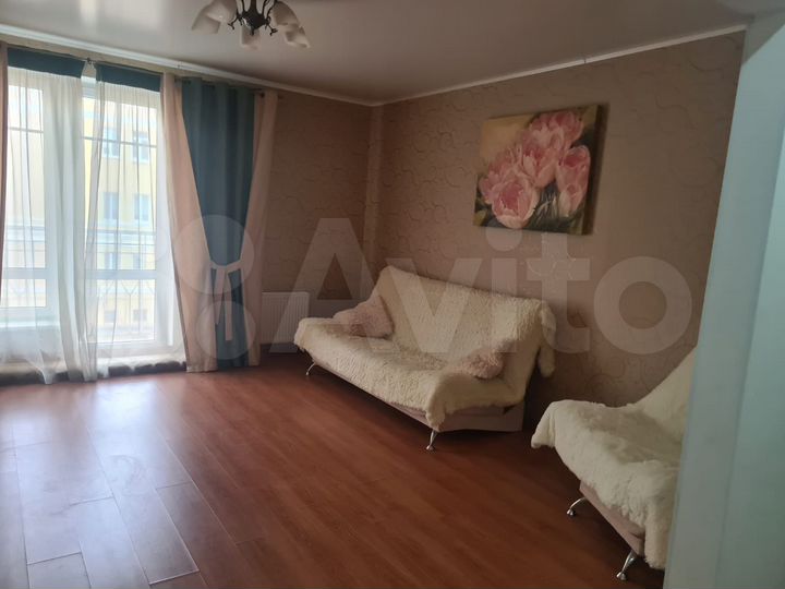 2-к. квартира, 80 м², 4/5 эт.