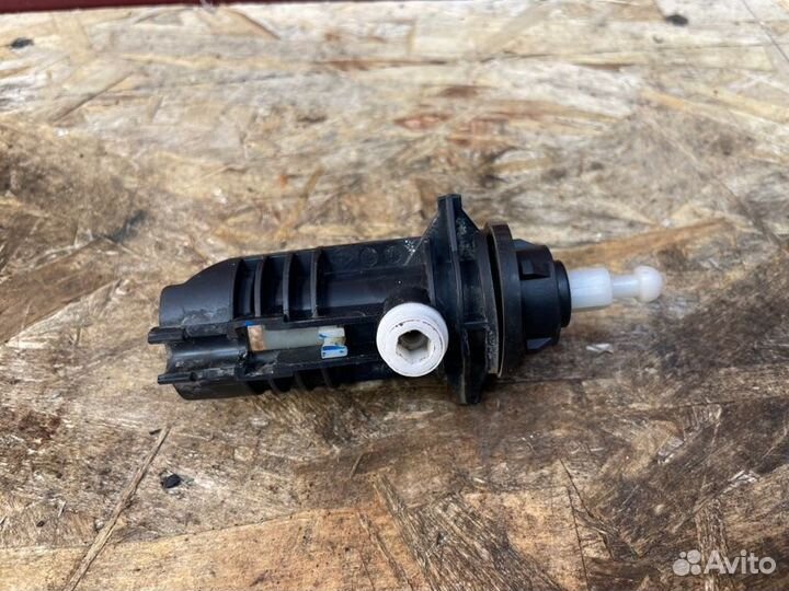 Корректор фар Renault Sandero Stepway