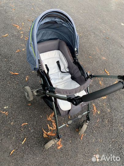 Прогулочная коляска