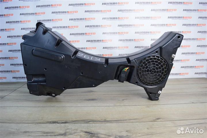 Сабвуфер штатный land rover Freelander 2