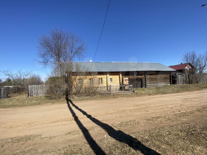 Дом 27,3 м² на участке 38 сот.