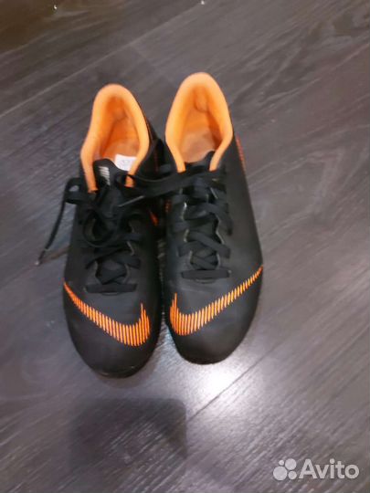 Продам бутсы nike