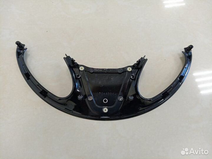 Декоративная накладка на руль Mitsubishi Outlander