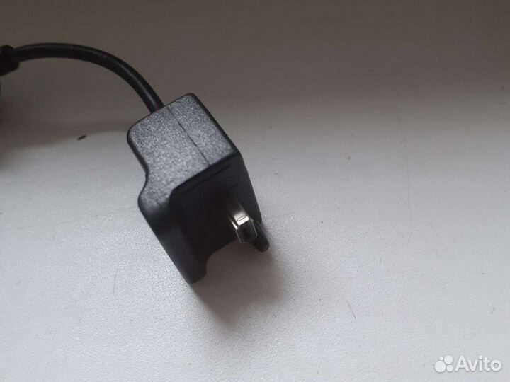 Зарядное устройство