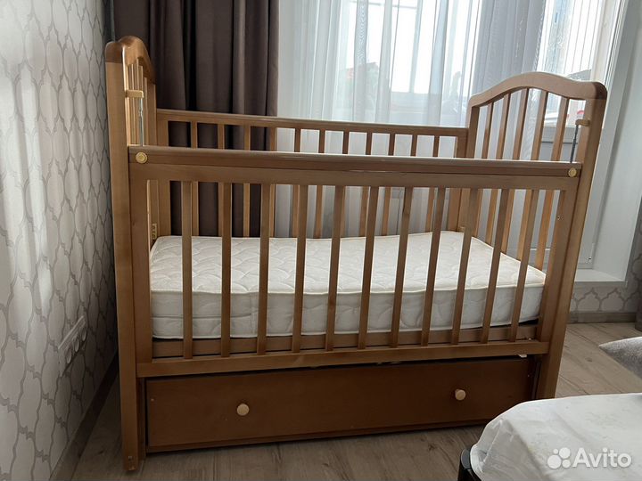 Детская кроватка с ортопед.матрасом и компл. белья