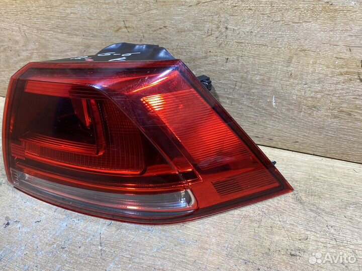 Фонарь правый Volkswagen Golf 7 Арт. 111310