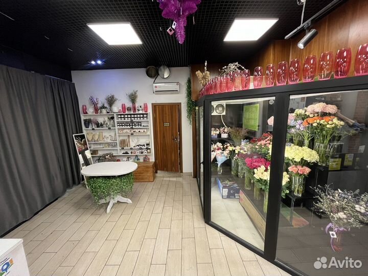 Цветочный магазин в цао у метро