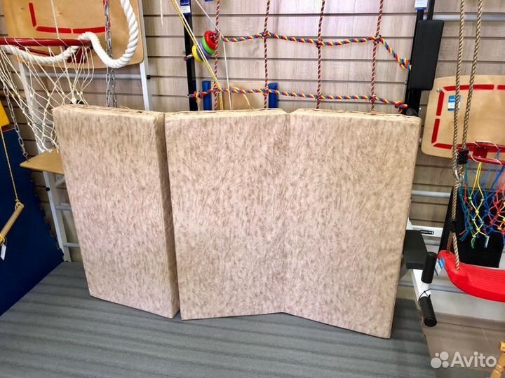 Мат гимнастический складной