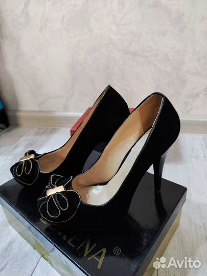 Туфли женские 38 размер черные замшевые