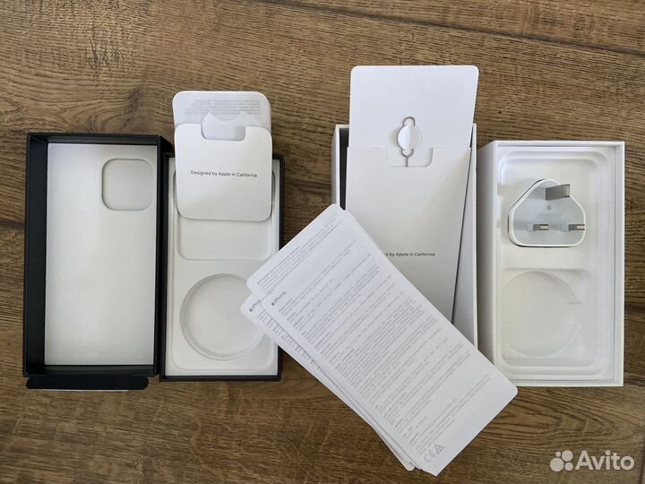 Коробки от телефонов apple
