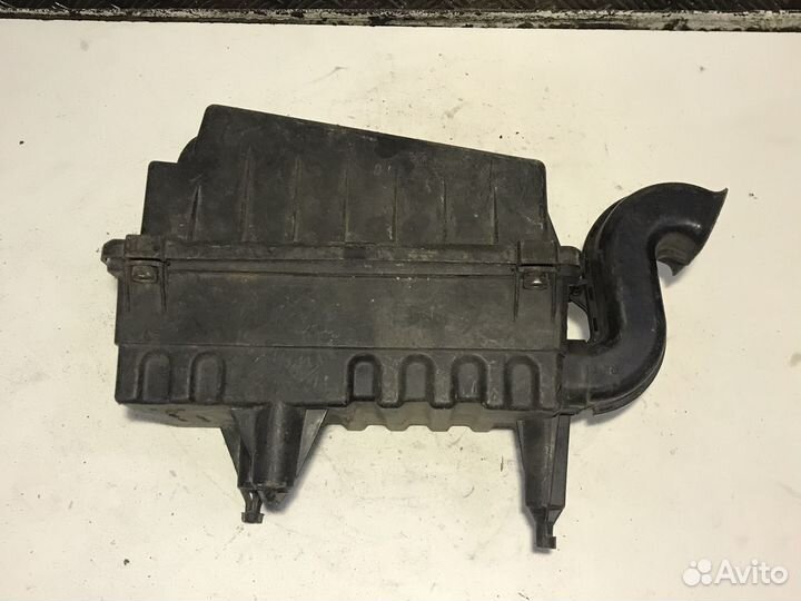 Корпус воздушного фильтра Ford Focus I Фокус 1.8