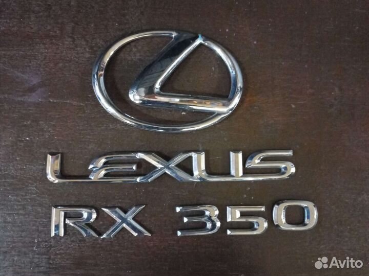 Надпись lexus rx 350 со значком крышки багажника