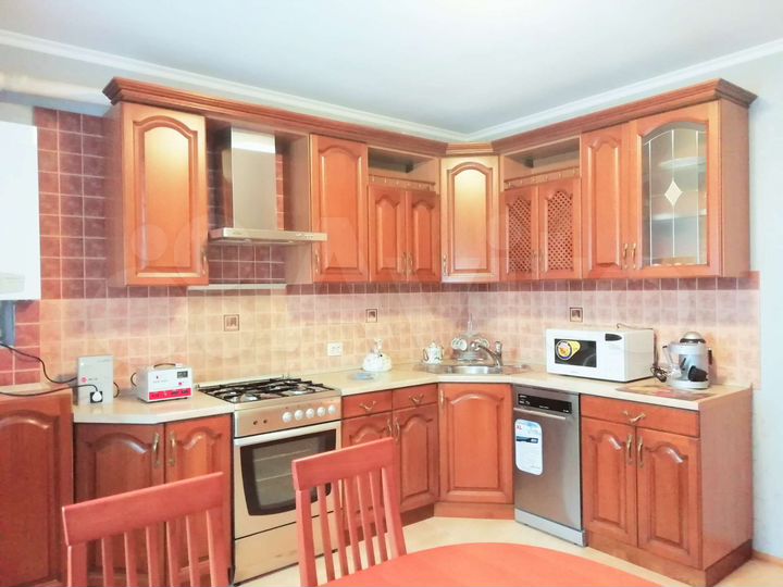 2-к. квартира, 75,2 м², 3/6 эт.