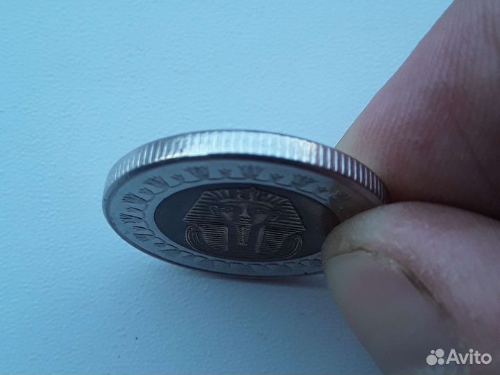 Монета Египет one pound