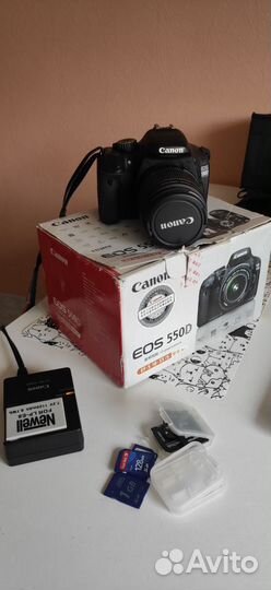 Зеркальный фотоаппарат Canon eos 550d