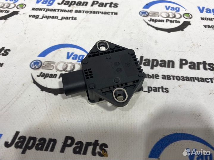 Датчик ускорения Audi A5 T8 cala 2008