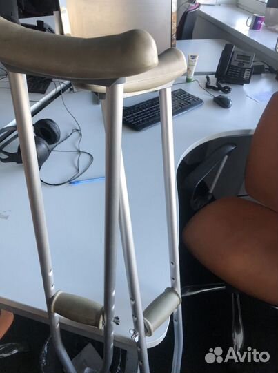 Продаю костыли б/у Bronigen производство: Германия