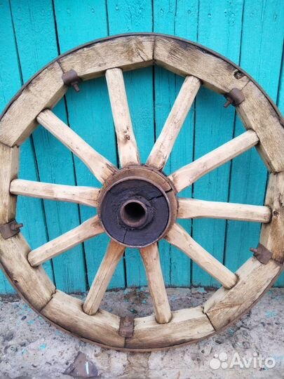 Колеса для конной телеги