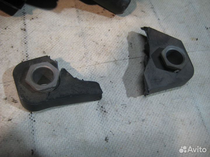 Фара левая ксенон (дефект уха) VW Tiguan 2007-2011