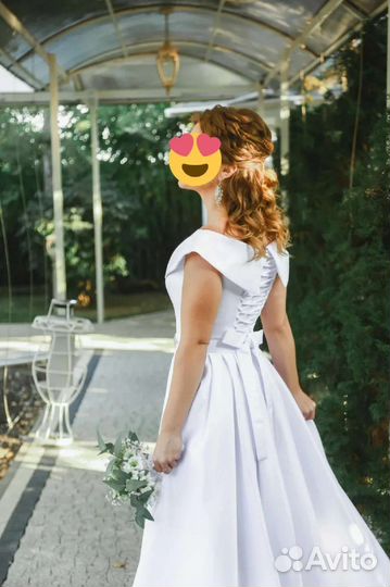 Свадебное платье