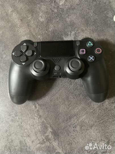 Sony PS4 геймпад dualshock 4