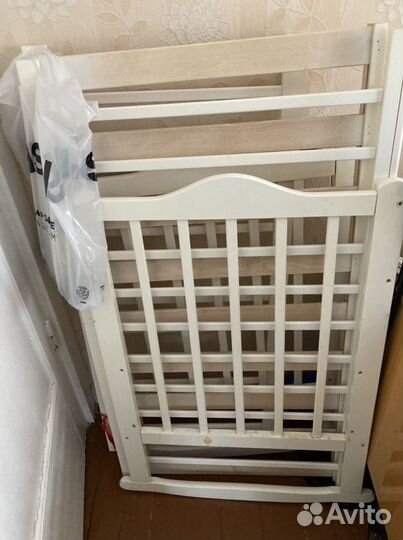 Детская кроватка