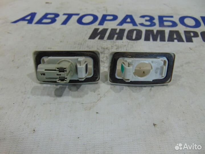 Фонарь подсветки номера для Toyota Corolla 9 2001