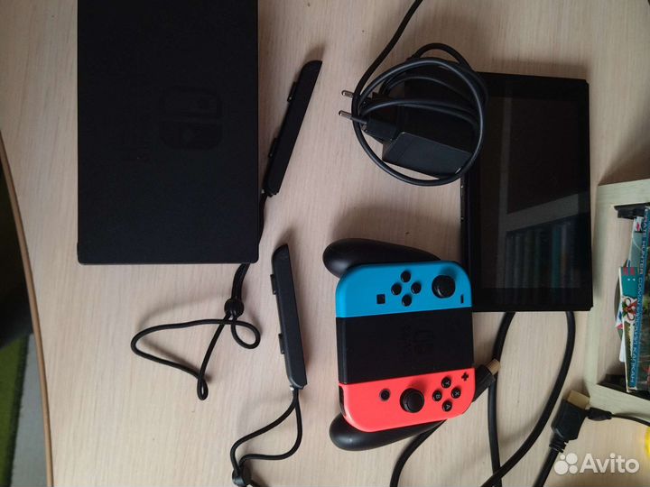 Nintendo Switch 32 gb + игры