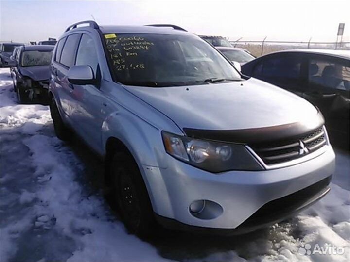 Разбор на запчасти Mitsubishi Outlander XL