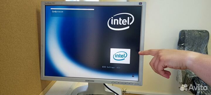 Монитор samsung 214T