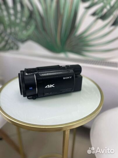 Видеокамера Sony FDR-AX53
