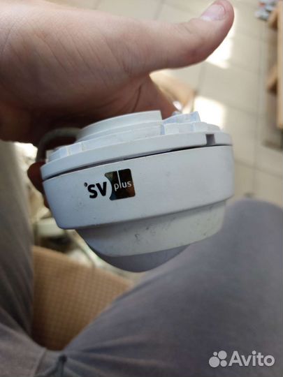 Камера видеонаблюдения купольная,регистратор на 16