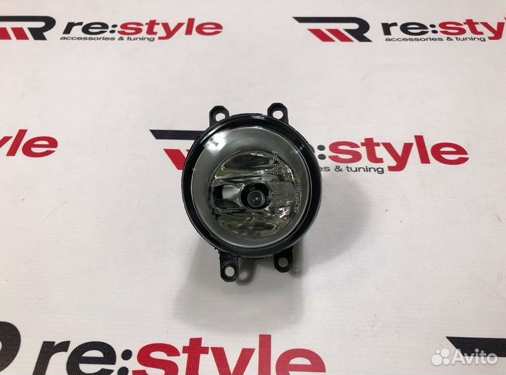 Туманка Toyota / Lexus 4 уха Valeo Правая