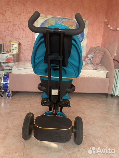 Детский велосипед с ручкой