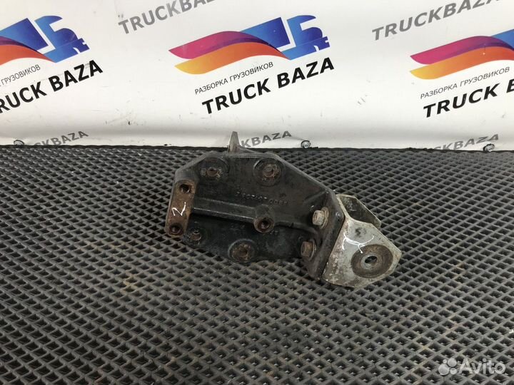 Кронштейн рессоры передней Renault Major