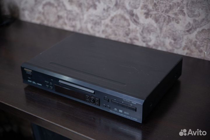 Super Audio CD и DVD плеер Onkyo DV-SP506